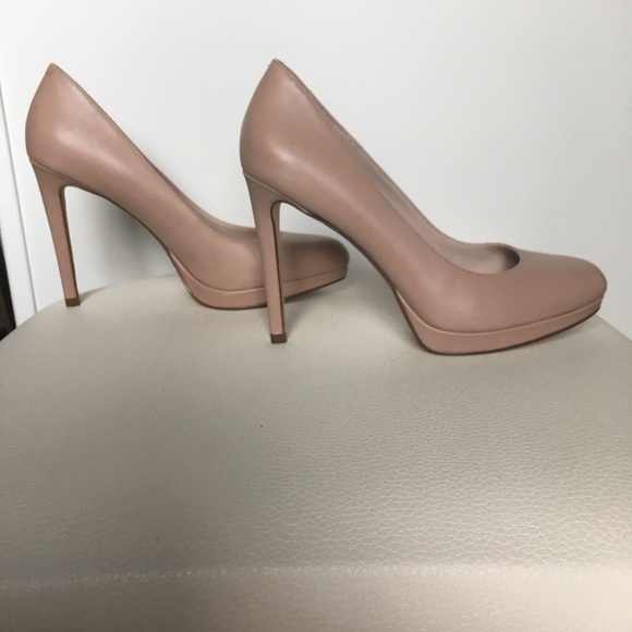 nine west quabree platform pumps